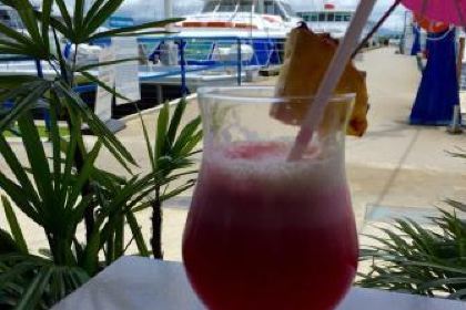 Lulu Bar Restaurant and Cafe