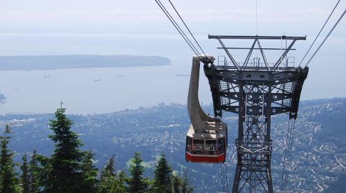 Grouse Mountain Peak