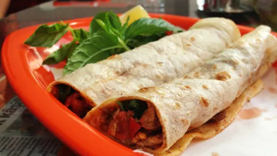 Kadikoy Tantuni