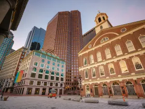 Faneuil Hall Marketplace
