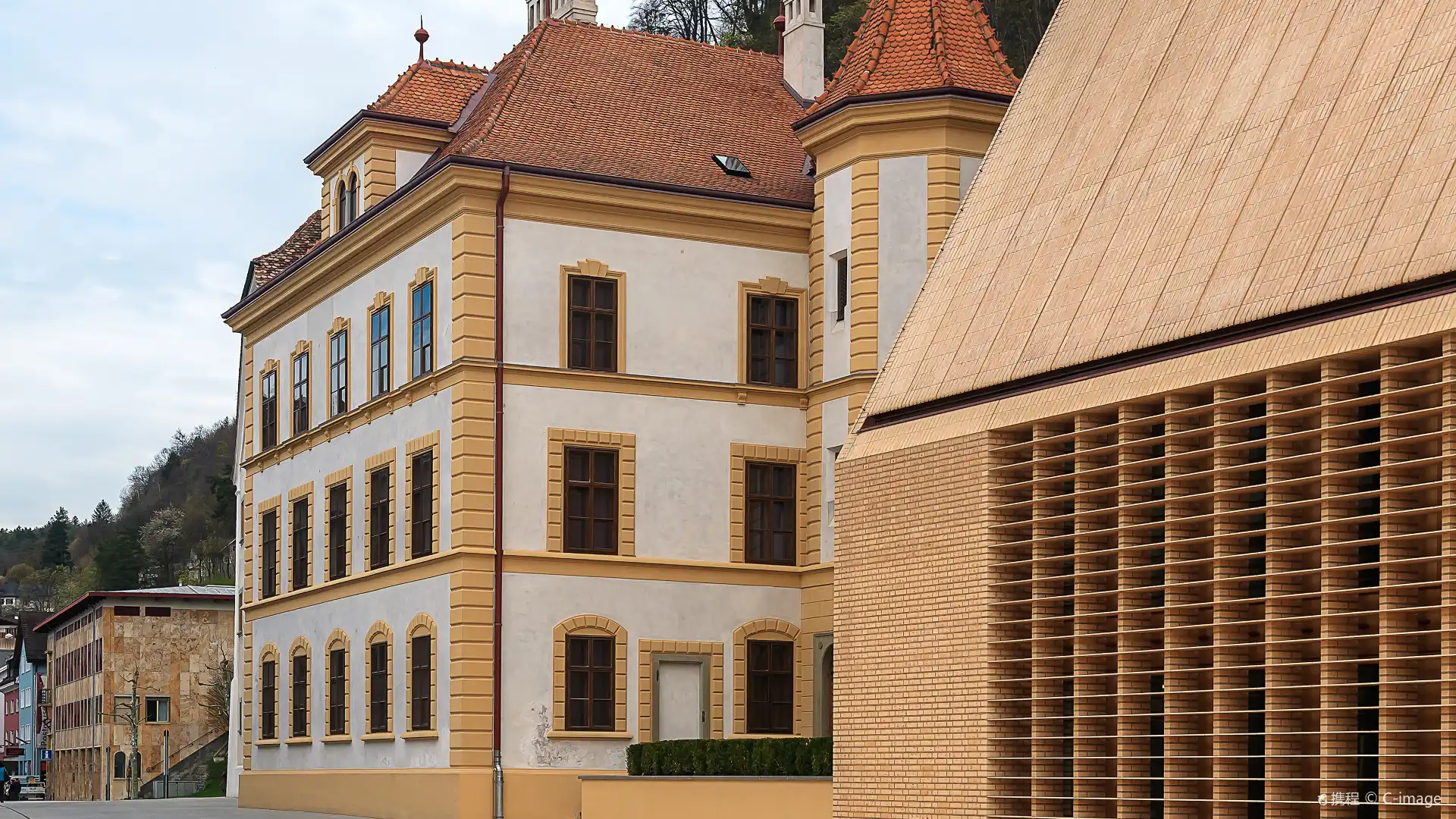 Hotels near Kunstmuseum Liechtenstein