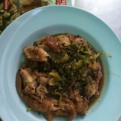 Chang Phueak Pork Leg Rice User Photo