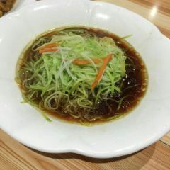 Songlushanzhuangcanyinbu User Photo