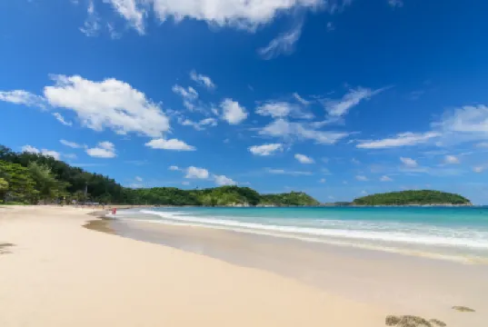 Nai Han Beach