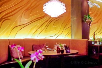 Sam’s Steaks & Grill