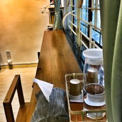Moon coffee Roasters User Photo