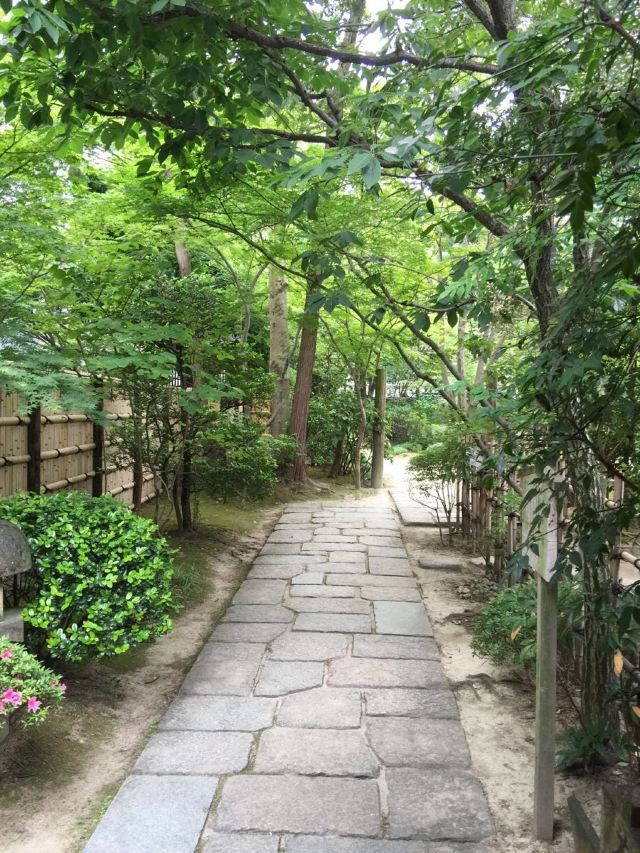 라쿠스이엔