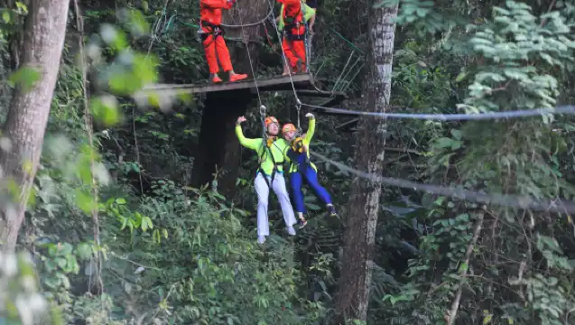 清邁叢林飛躍-天際【親子穿越、叢林雪橇 +叢林飛躍 Zipline 38平台+巨型鞦韆、接駁、中文導遊、