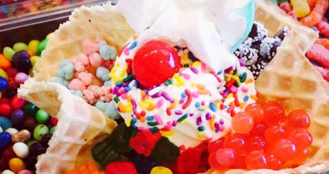 Freeze Frame Yogurt Shoppe
