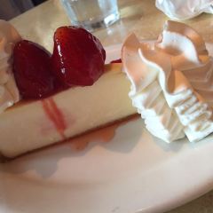 The Cheesecake Factory (Disneytown) User Photo