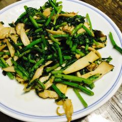 DACHUXIAOGUAN User Photo