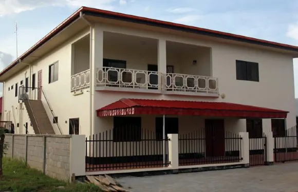 亞爾克頓公寓酒店