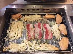 Xinshiqi Barbecue (zhujianglu'oushang)