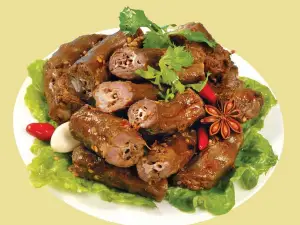 周黑鸭(孝感安陆紫金路永安广场店)