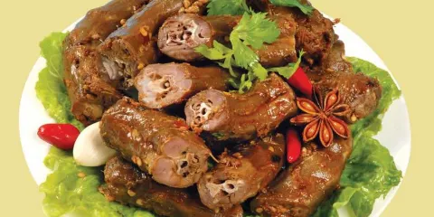 周黑鴨(安陸二店)