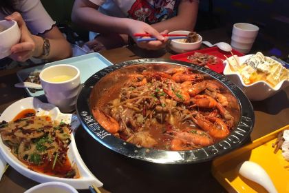 Panggeliarouxiebao (xinshijibaihuo'aotelaisi)