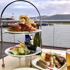 Dundee’s Restaurant 여행 사진