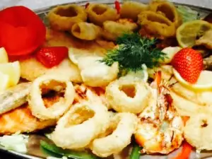Kipos Restaurant & Meses Bar