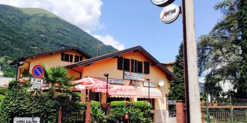 Tremezzina Bar Pasticceria Gelateria