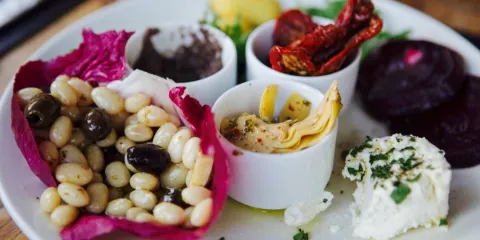 Apricus Osteria & Bar