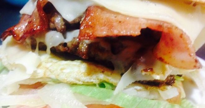 Hamburgueseria Tenaguillo
