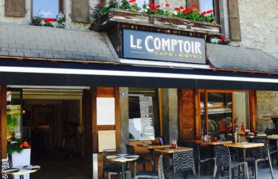 Le Comptoir Café Bistro