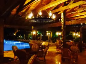 Almond Pergola Restaurant