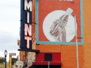 The Mint Bar and Grill