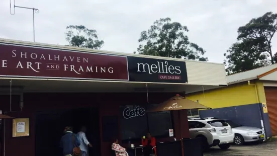 Mellies Cafe Gallery