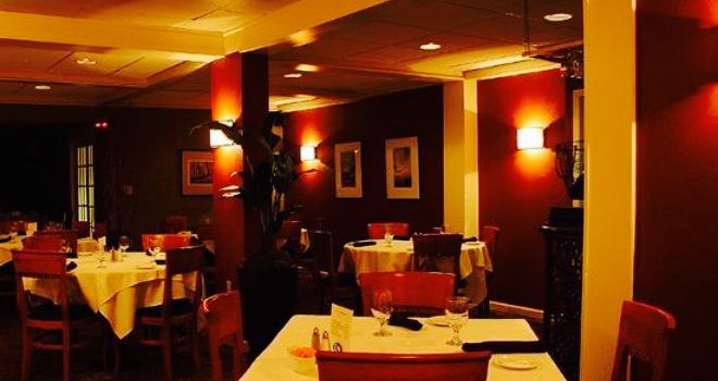 Lantern Lodge & Macaluso's Restaurant
