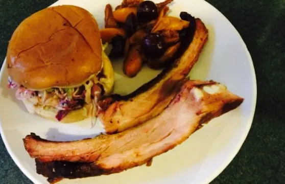 Lil' Ronnie's Backyard BBQ