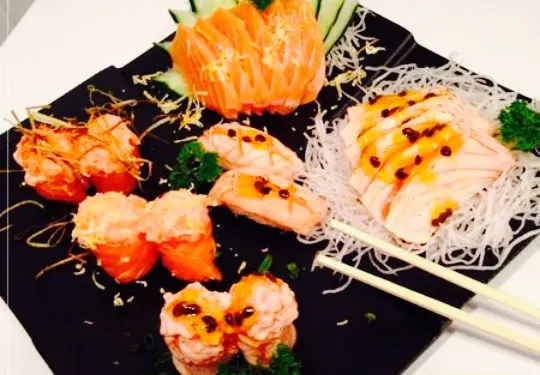 Yashi Sushi Bar & Temakeria