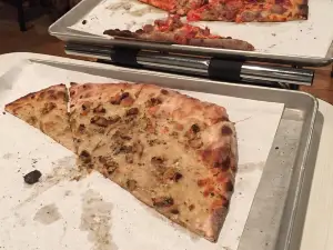 Frank Pepe's Pizzeria Napoletana