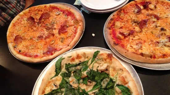 Fratelli's Wood-Fired Pizzeria
