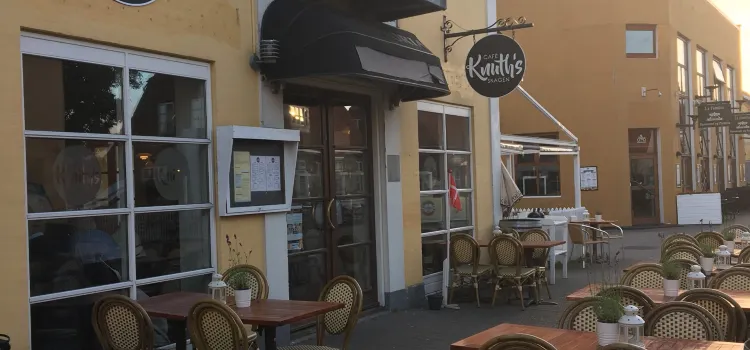 Café Knuth's