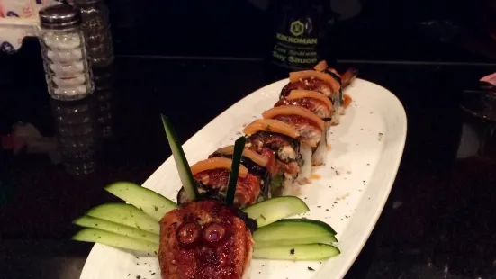 Sunny's Sushi West