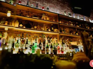Must Mixology Bar