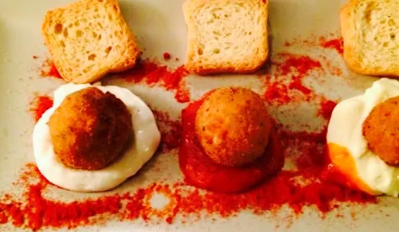 El Revuelo Bar de Tapas