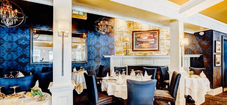 Le Riverain Restaurant