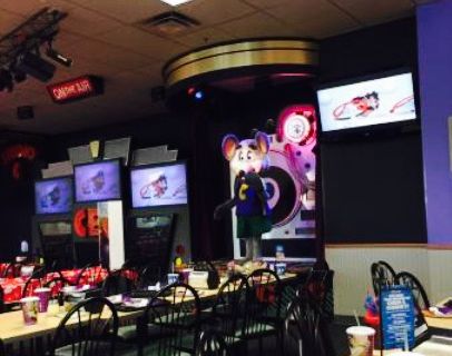 Chuck E Cheese's