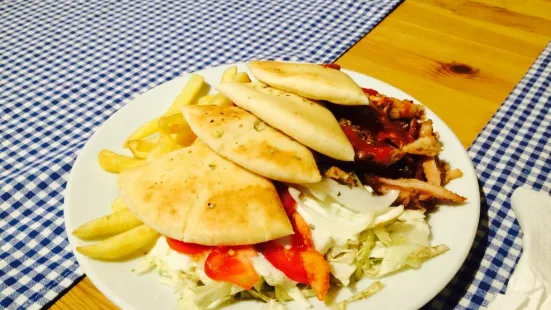 Kyros Gyros