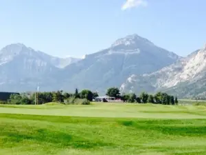 Waterton Lakes Golf Course