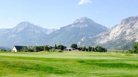 Waterton Lakes Golf Course