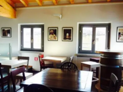 Al Canevone 2.0 • Wine & Lounge Bar