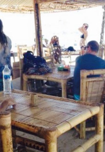 Simple Cafe Areguling