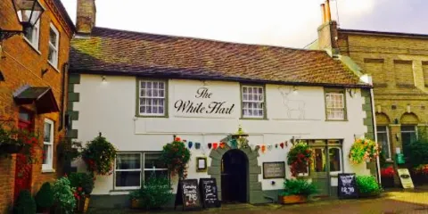 The White Hart Pub, Wimborne