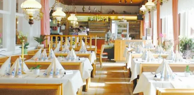 Zum Alten Fahrhaus Hotel Restaurant Cafe