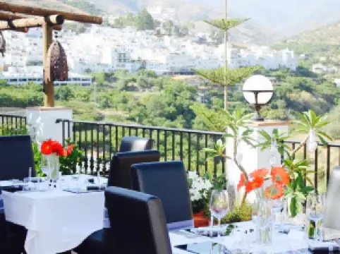 La Casa Bar and Restaurant