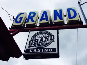Grand Bar and Restaurant