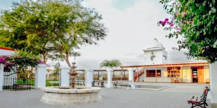 El Huarango Restaurant & Bodega